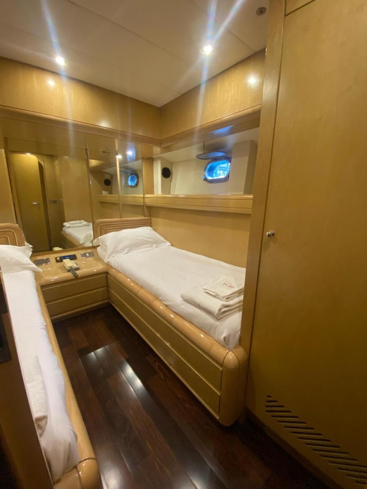 Hotel Bb Boat Lady A Genua Zewnętrze zdjęcie